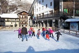 Ice Skating in Cogne - Aosta Valley